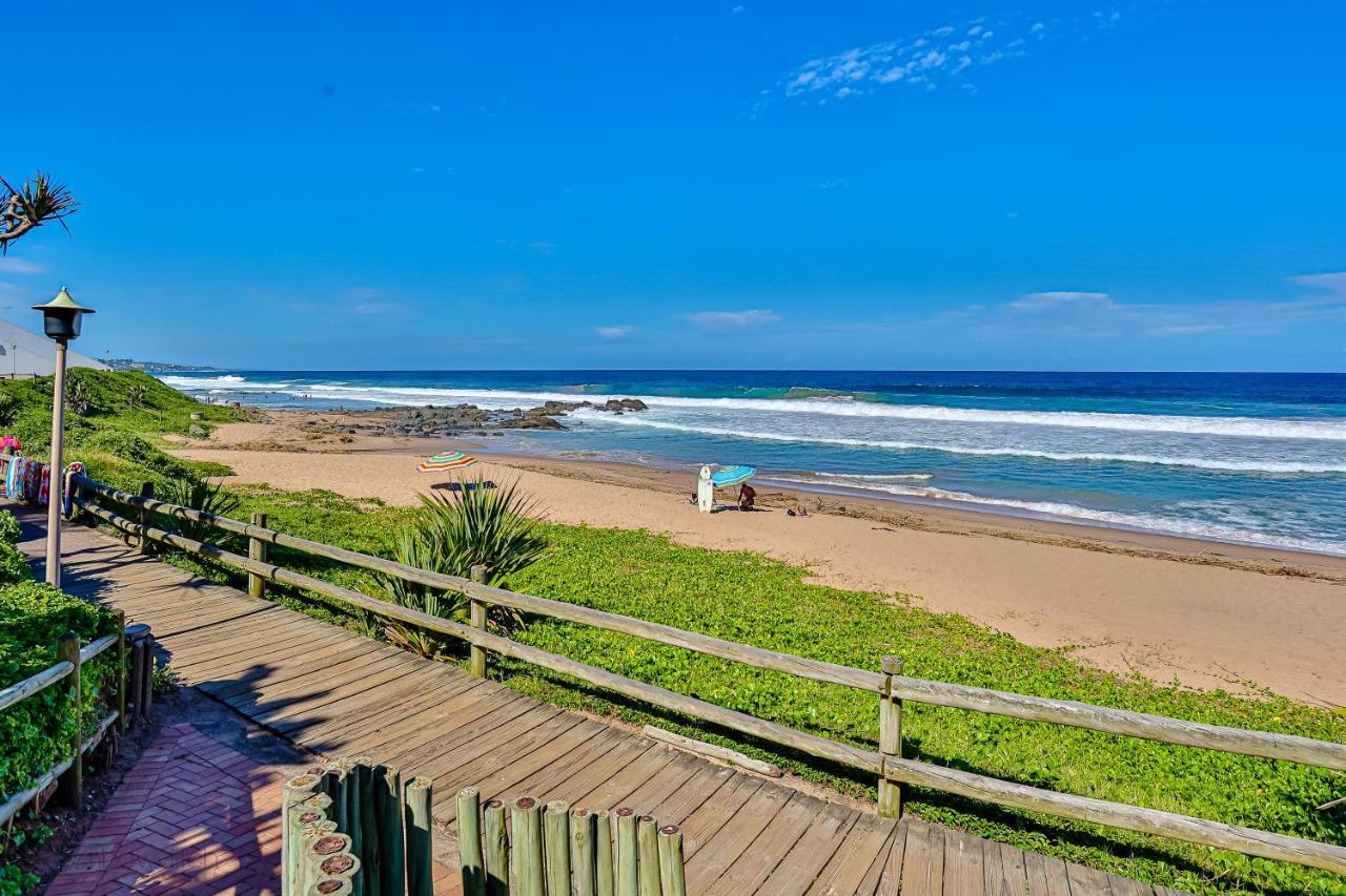 Sands Beach Breaks Beach Front Балито Екстериор снимка