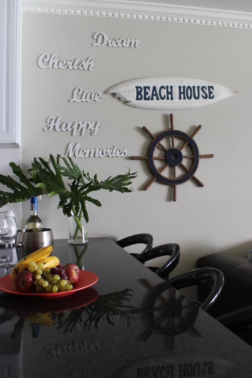 Sands Beach Breaks Beach Front Балито Екстериор снимка