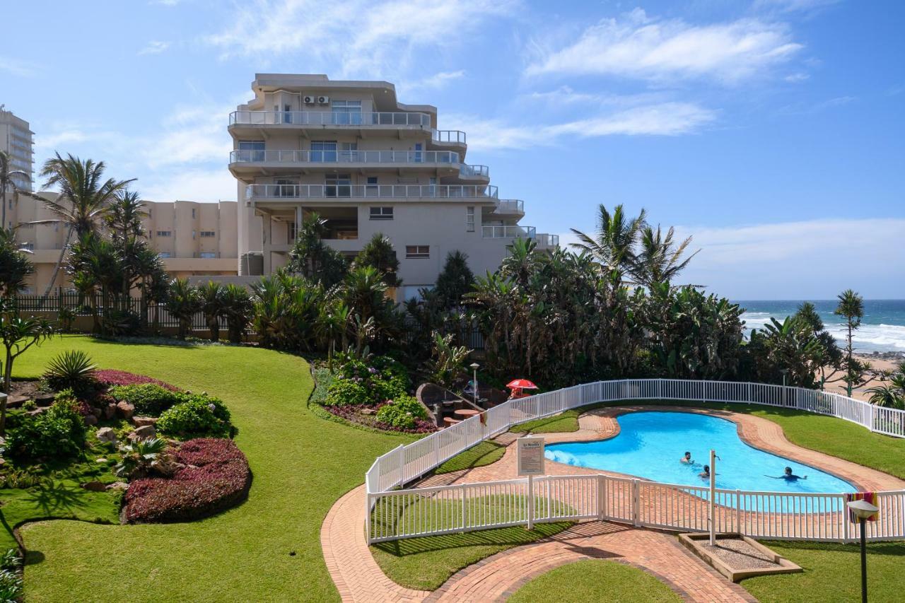 Sands Beach Breaks Beach Front Балито Екстериор снимка