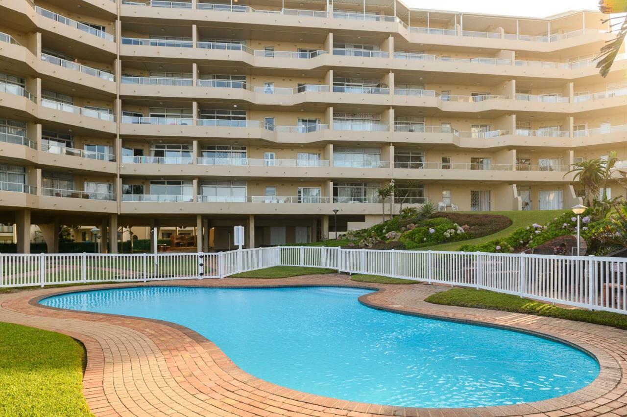 Sands Beach Breaks Beach Front Балито Екстериор снимка